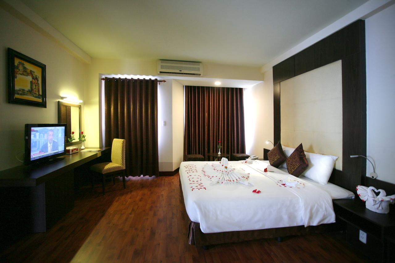 Park View Hotel Hue Zewnętrze zdjęcie